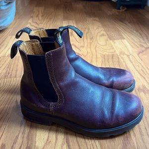 Blundstones Women’s Size 9